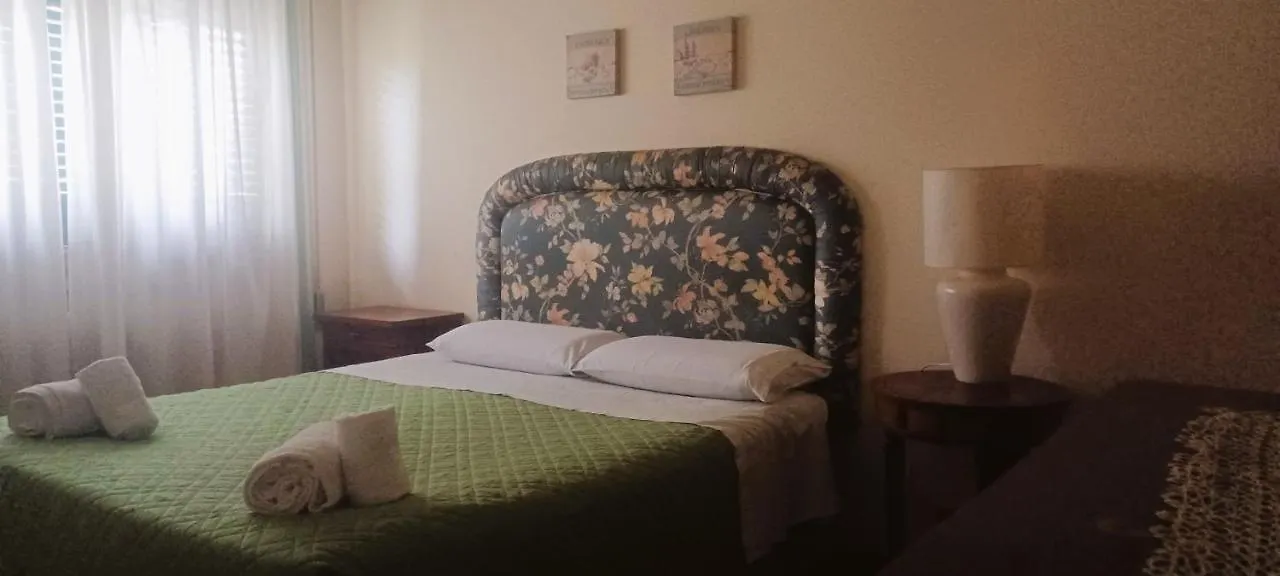 Guest house Home Sweet Home 1 Affittacamere - Lucca