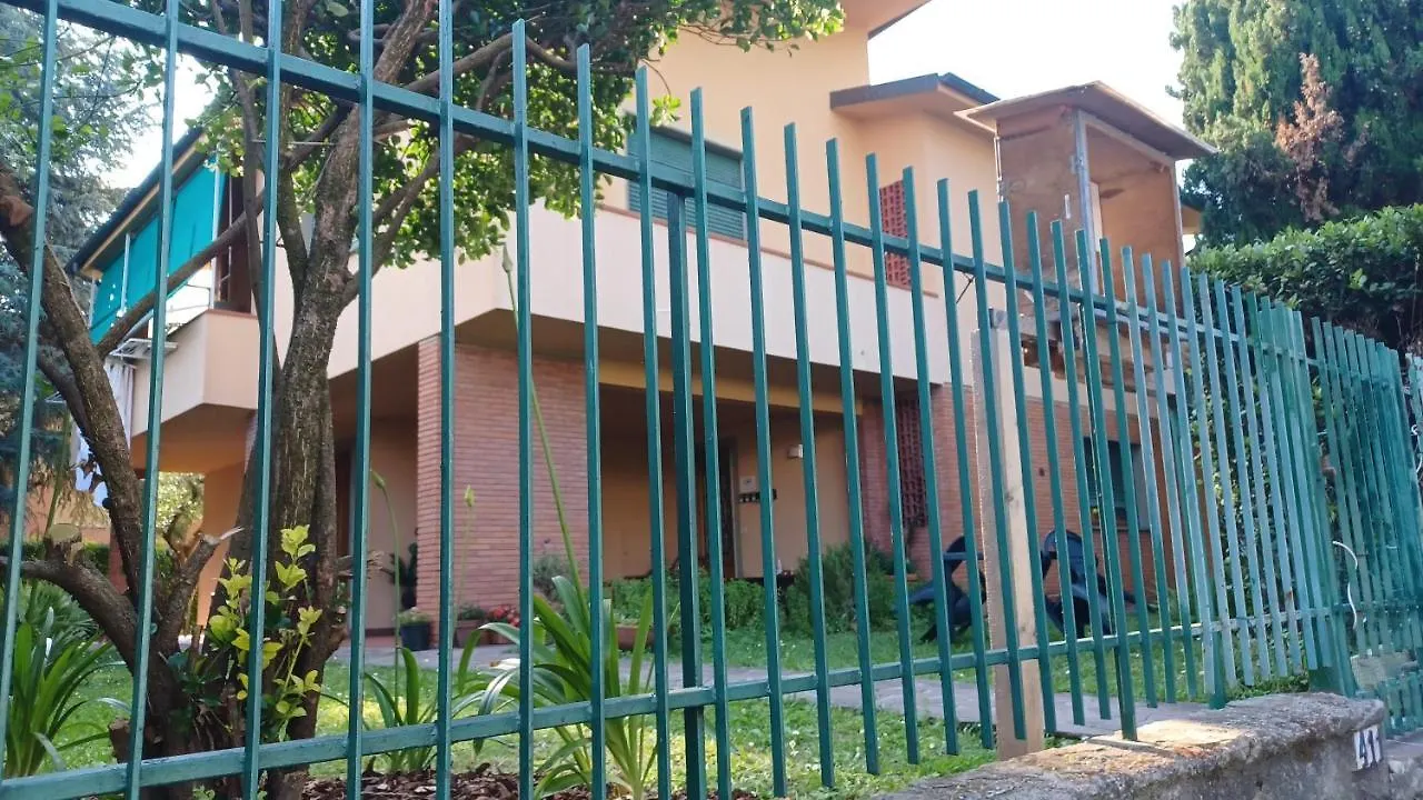 Guest house Home Sweet Home 1 Affittacamere - Lucca
